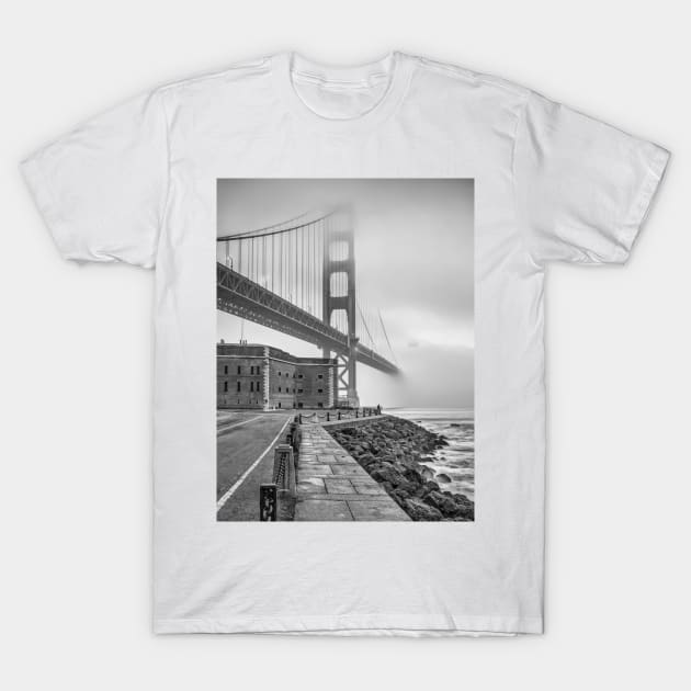 Golden Gate and Fort Point B+W T-Shirt by jforno